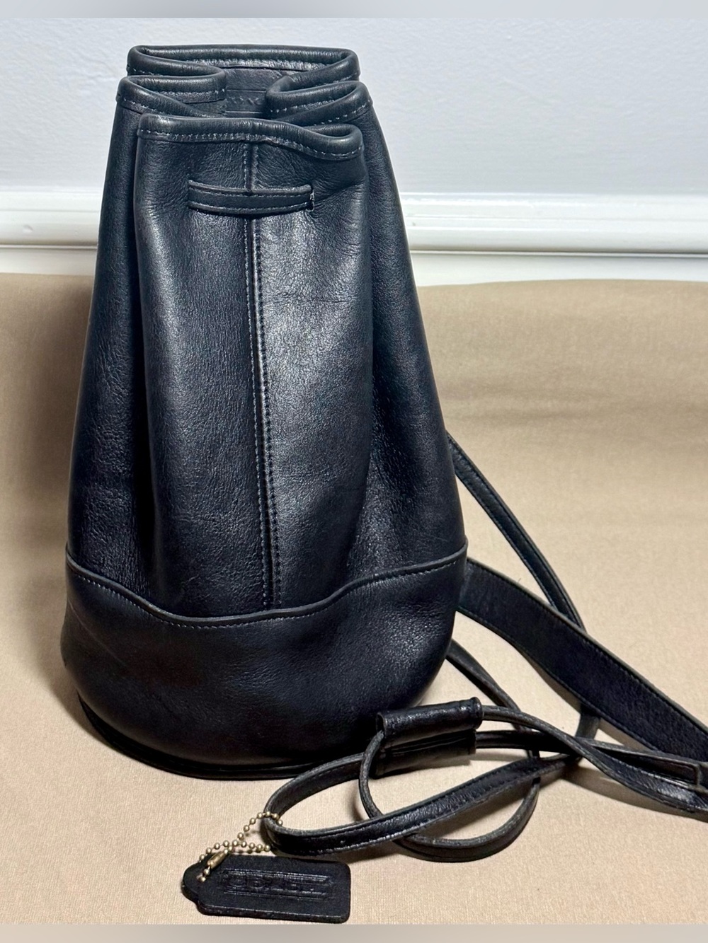 Vintage Coach Black Leather Bixby Sling Bag 9984 USA Made 1995 - Picture 3 of 7